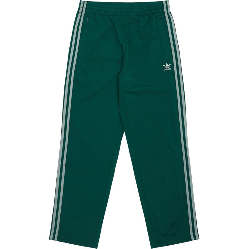 Adidas Originals Firebird Track Pants - Sporty Stil i Grøn!