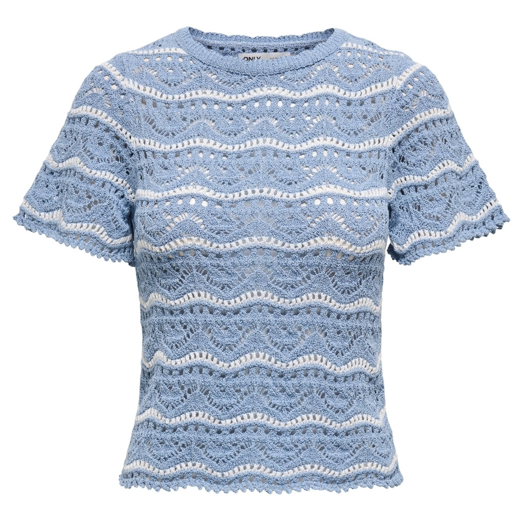 Elegant Bluse med Blå Striber fra ONLY - Stilfuld Design