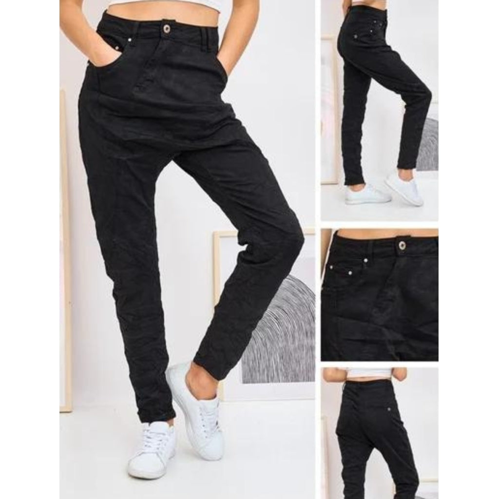 Asymmetrisk sorte jeans fra Jewelly - Et must-have!