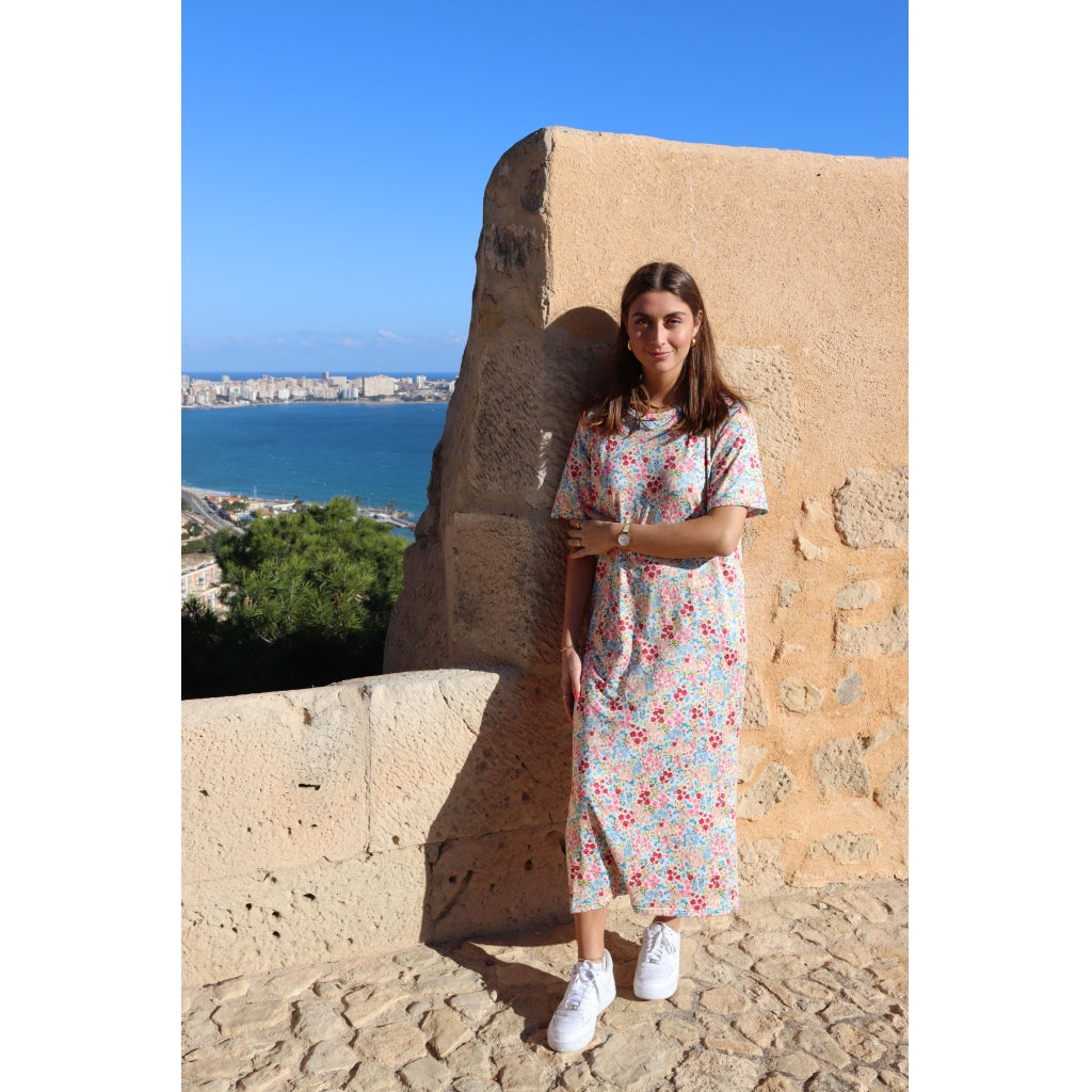 Elegant og Komfortabel Alma Kjole til Dame – Must-Have!