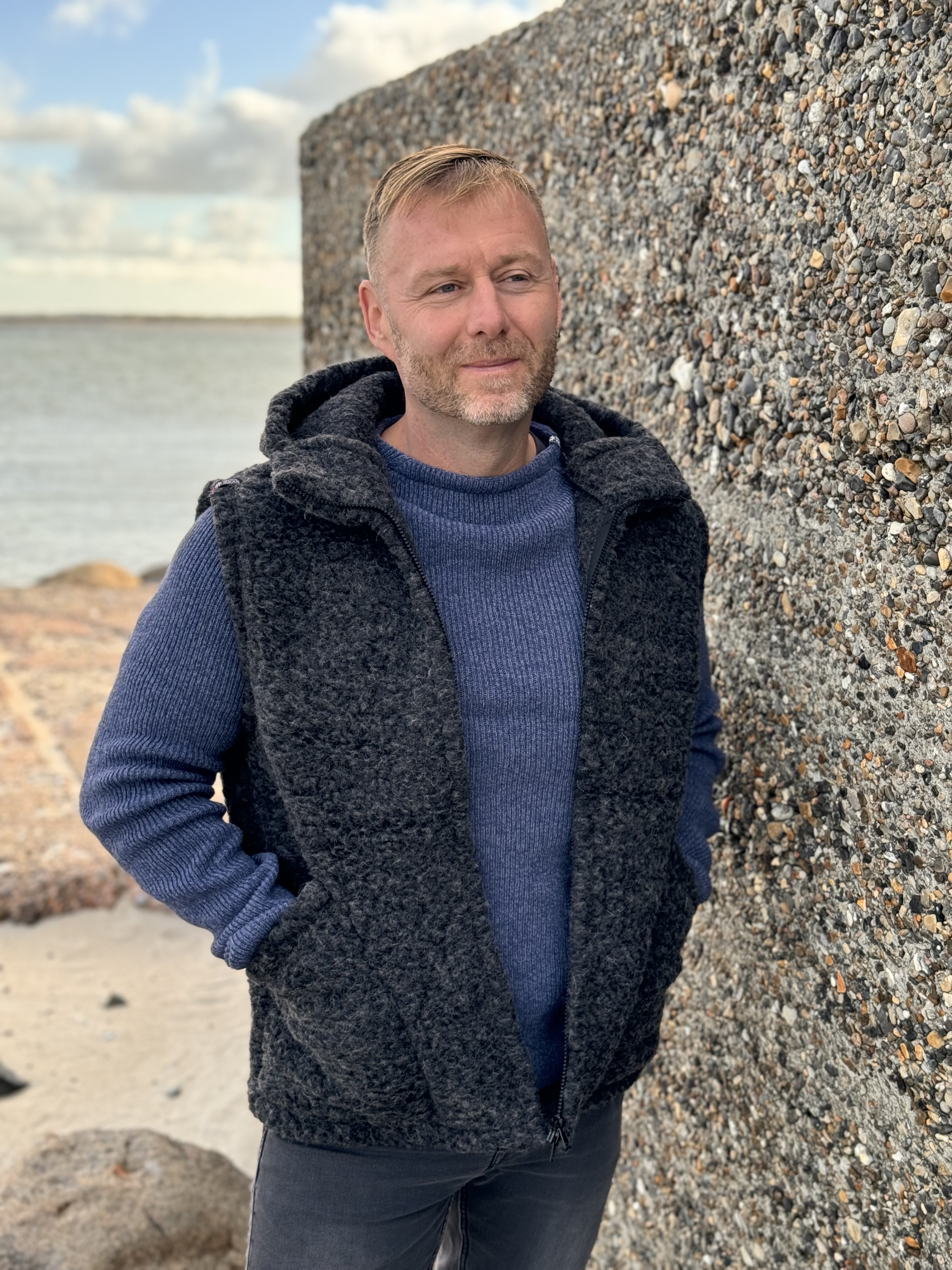 Woolwear Of Scandinavia Grå Hætte Bodywarmer – Uundgåelig!
