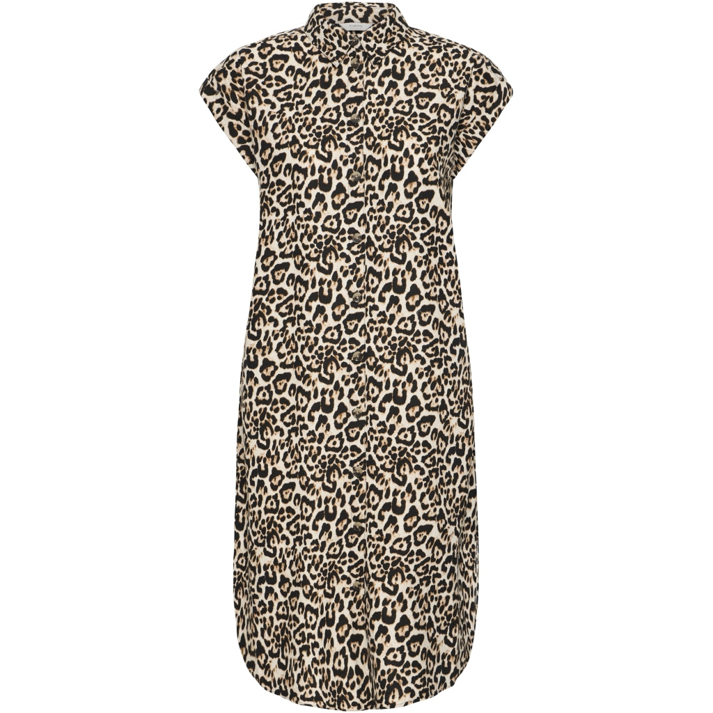 B.YOUNG Leopardkjole – Elegant stil til regnvejrsdage!