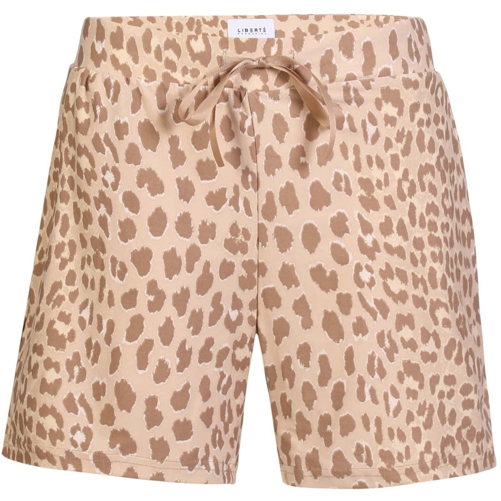Elegant og strækbar dame shorts ALMA 9517 fra Liberté