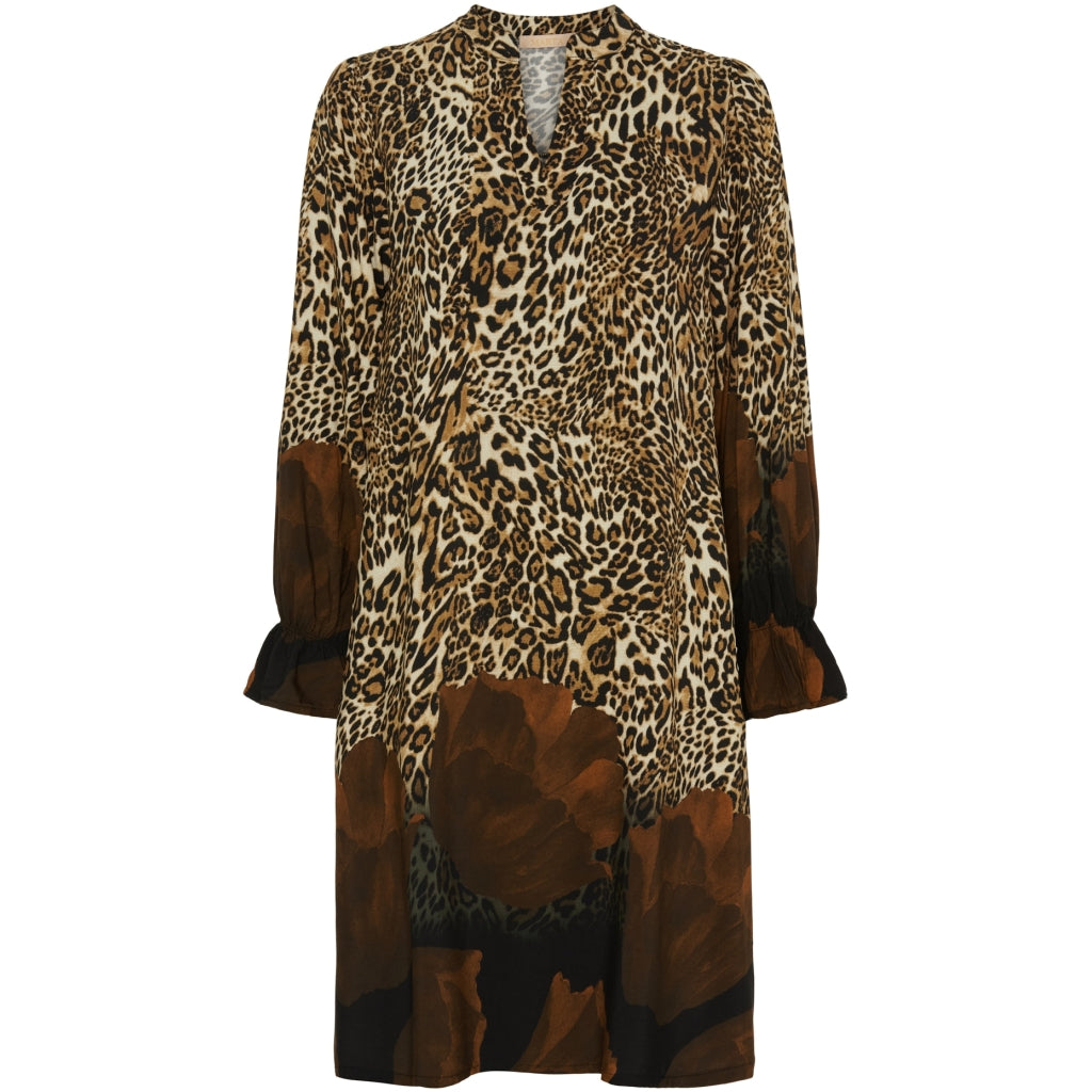 Elegant Tabacco Kjole fra Marta du Chateau – Must-Have!