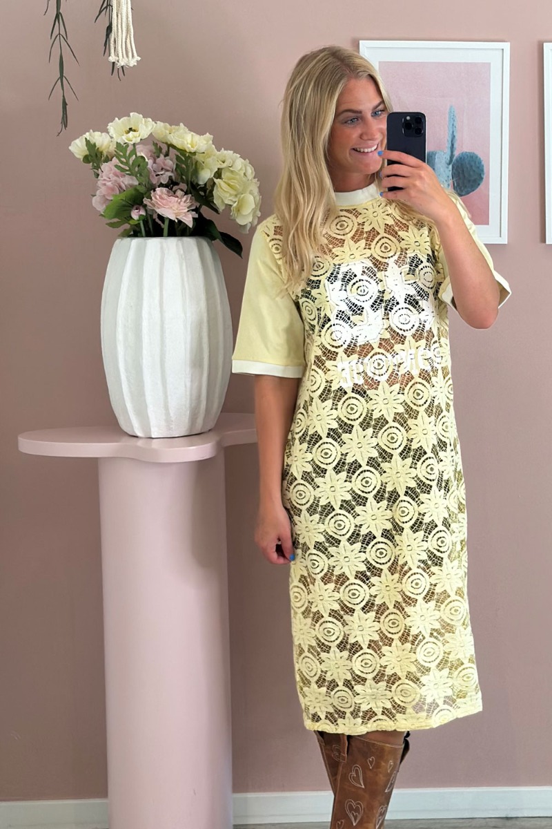 Continue - Kjole - Conni Lace Dress - Light Yellow